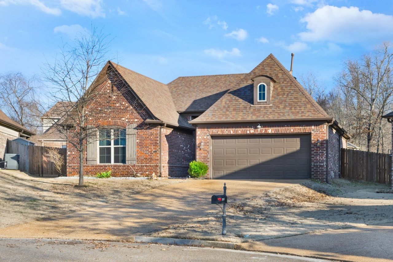 195 Willow Springs Ln, Oakland, TN 38060 Main Photo