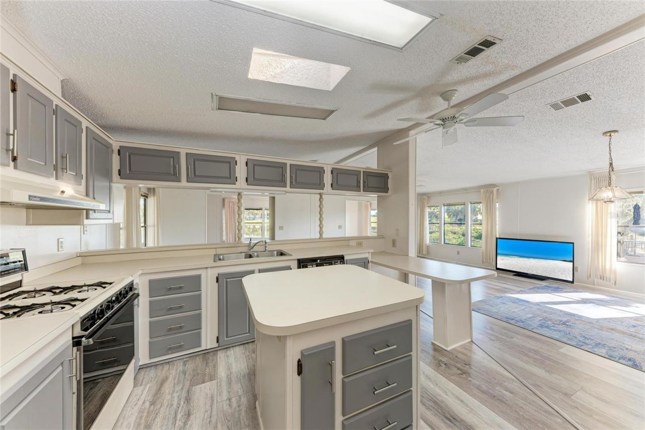 1306 41st Avenue E, Ellenton, FL 34222 Photo