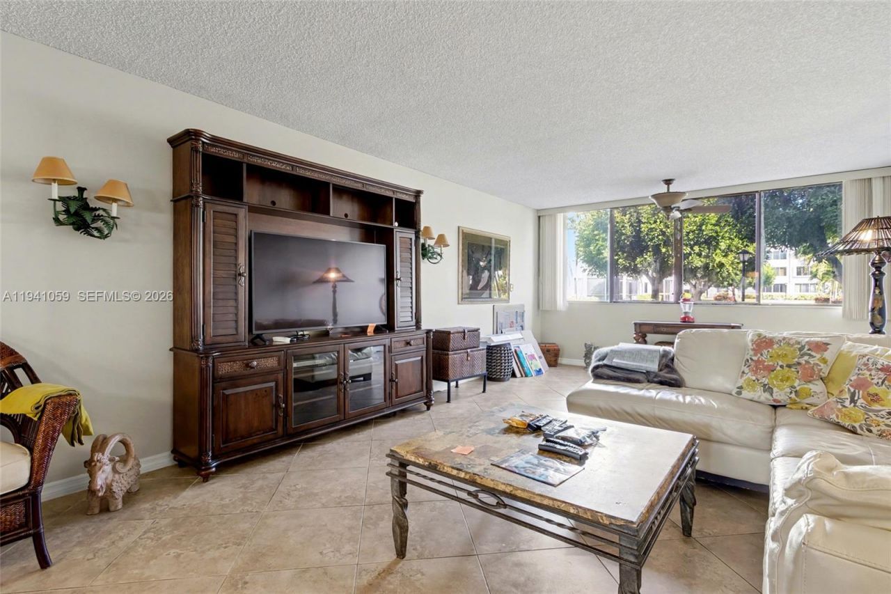 6698 N 10th Ave N, Unit 118, Lake Worth, FL 33467 Photo