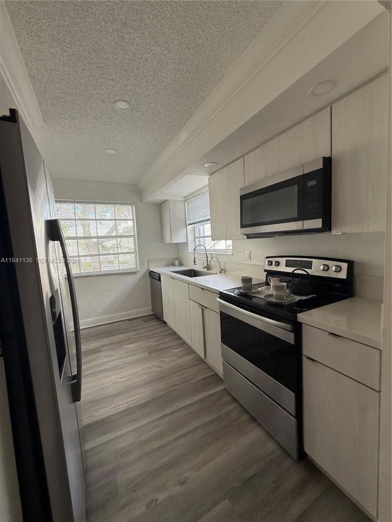 2634 SE 21st Ct, Unit 203-C, Homestead, FL 33035 Photo