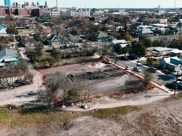 1619 W Travis St, San Antonio, TX 78207