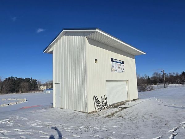 500 W Home Street, Edmore, MI 48829