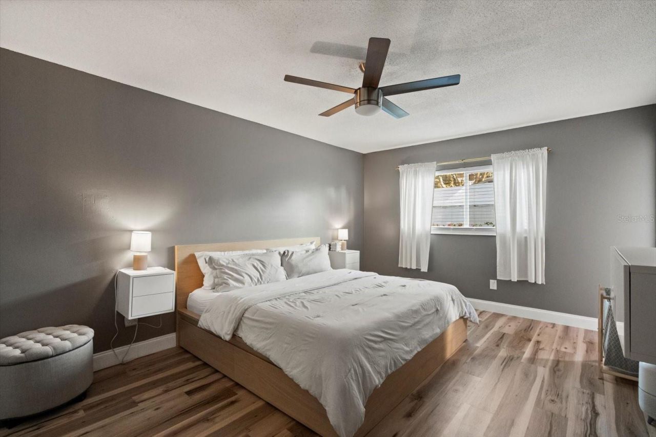 5548 Kingswood Drive, Orlando, FL 32810 Photo