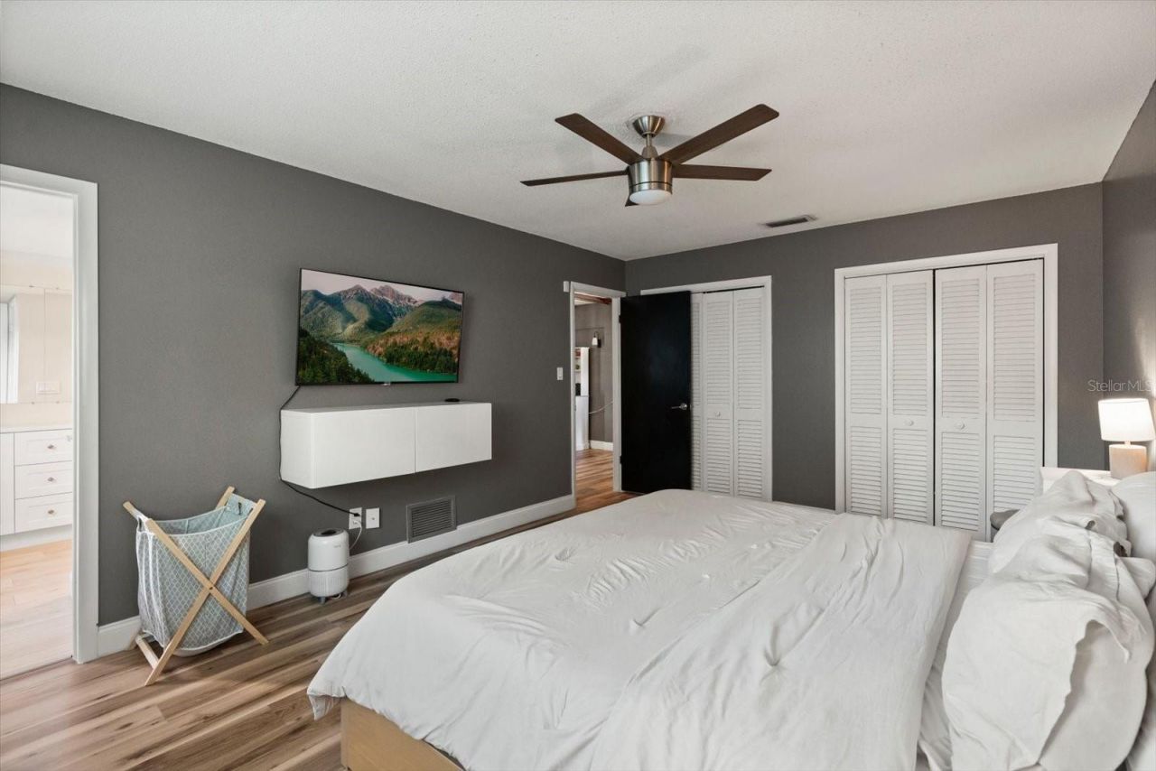 5548 Kingswood Drive, Orlando, FL 32810 Photo