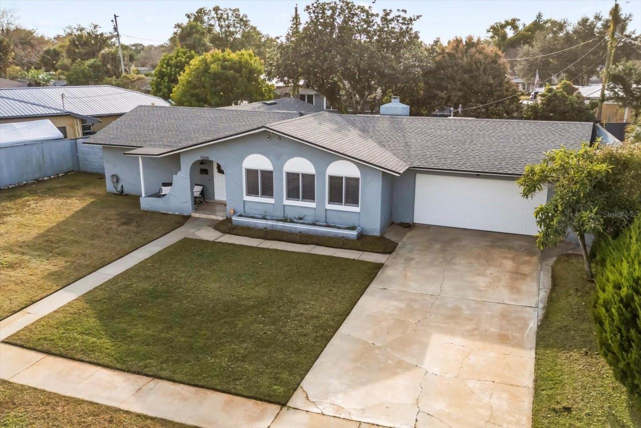 5548 Kingswood Drive, Orlando, FL 32810 Photo