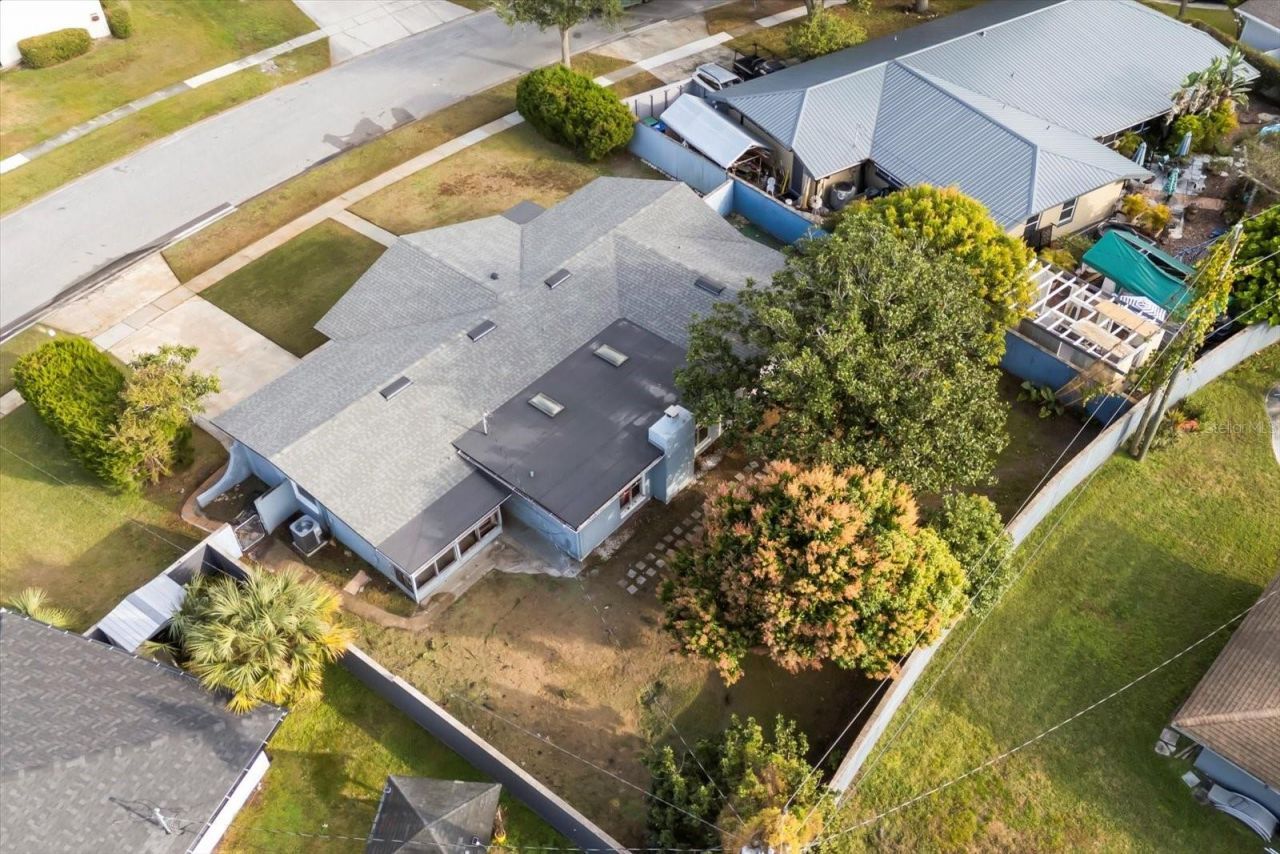 5548 Kingswood Drive, Orlando, FL 32810 Photo