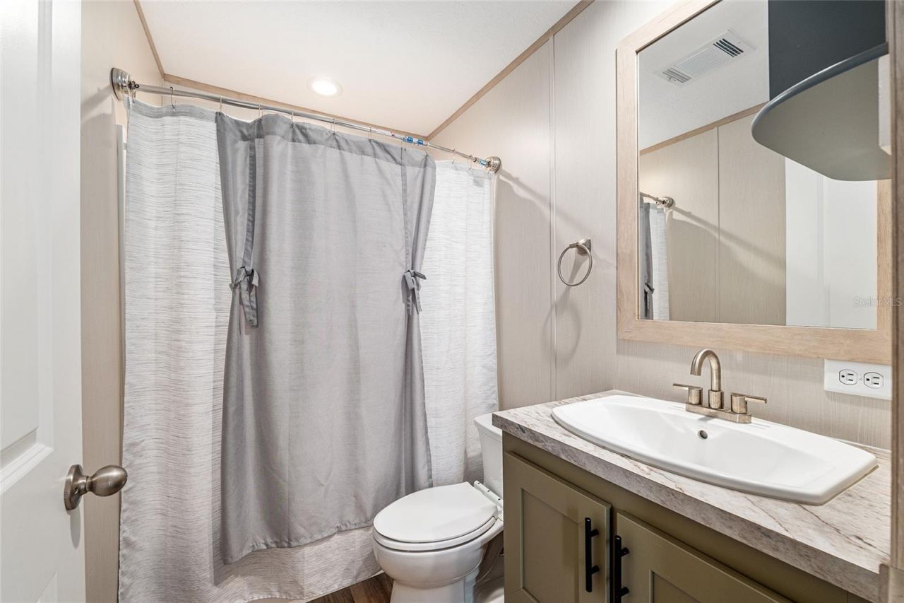 14755 SE 180th Street, Weirsdale, FL 32195 Photo