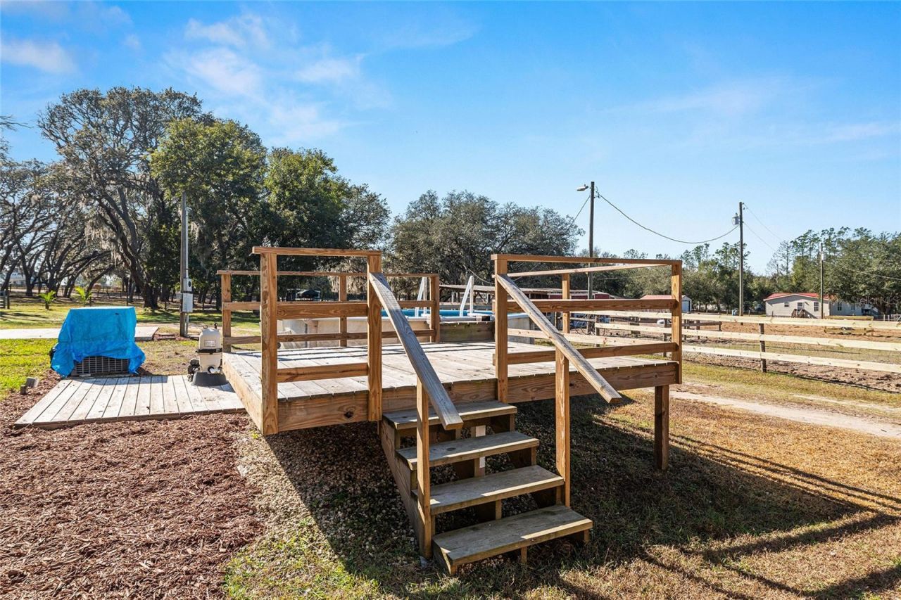 14755 SE 180th Street, Weirsdale, FL 32195 Photo