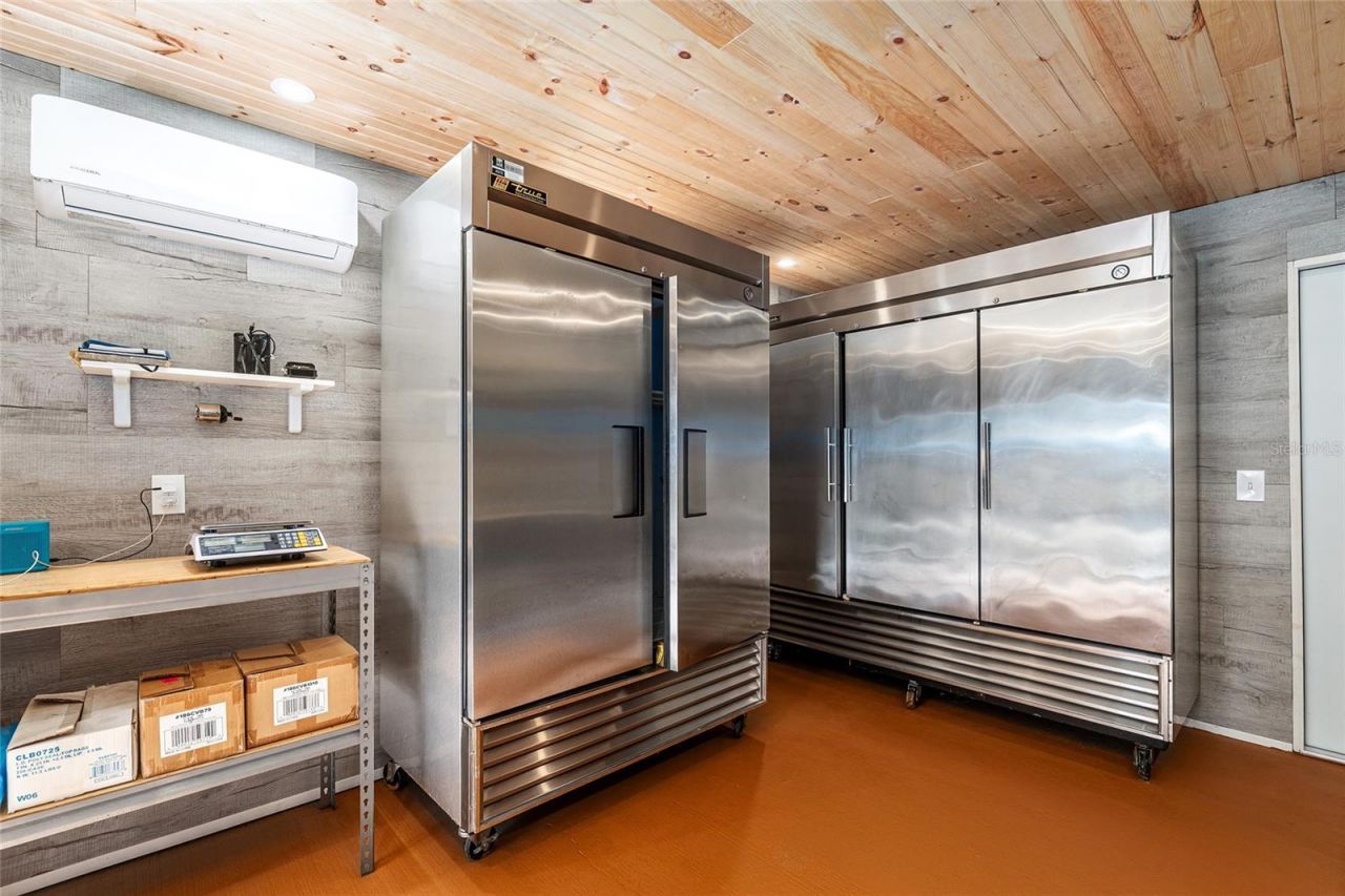 14755 SE 180th Street, Weirsdale, FL 32195 Photo