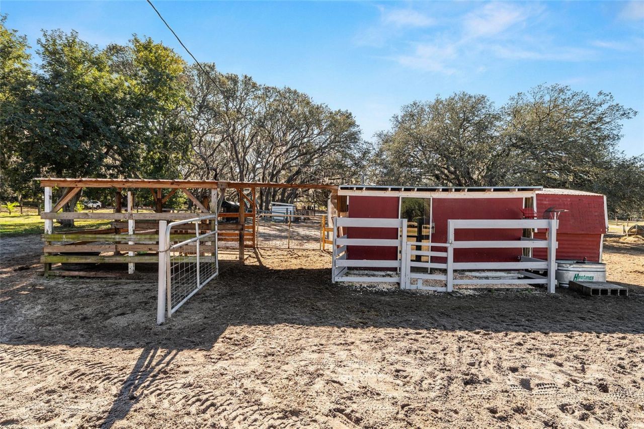 14755 SE 180th Street, Weirsdale, FL 32195 Photo