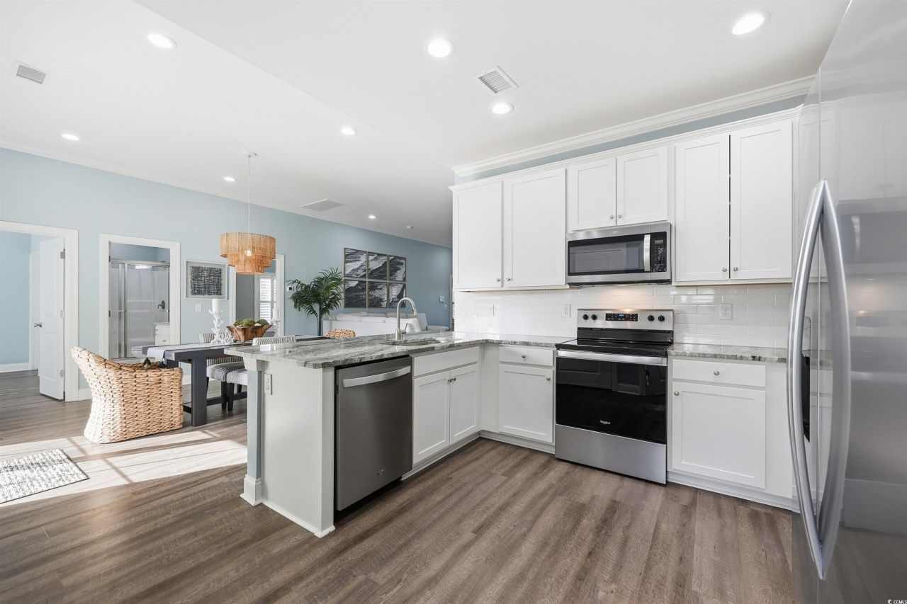 105 Lake Ln. Photo 9