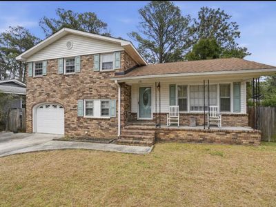 201 Pinewood Drive, Summerville, SC 29483