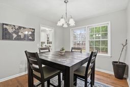 201 Pinewood Drive photo 4