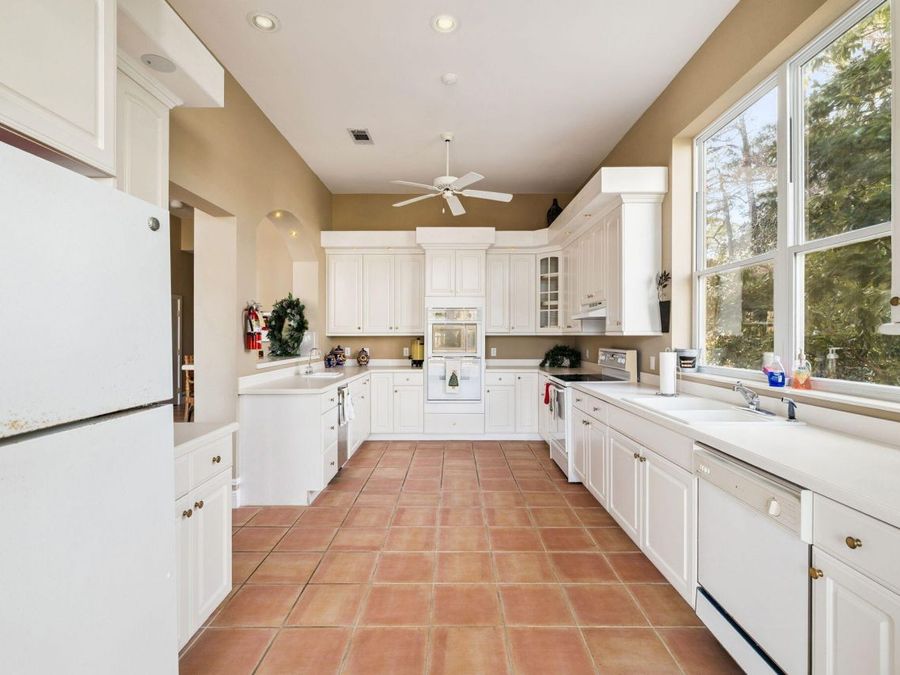 Property Image 76