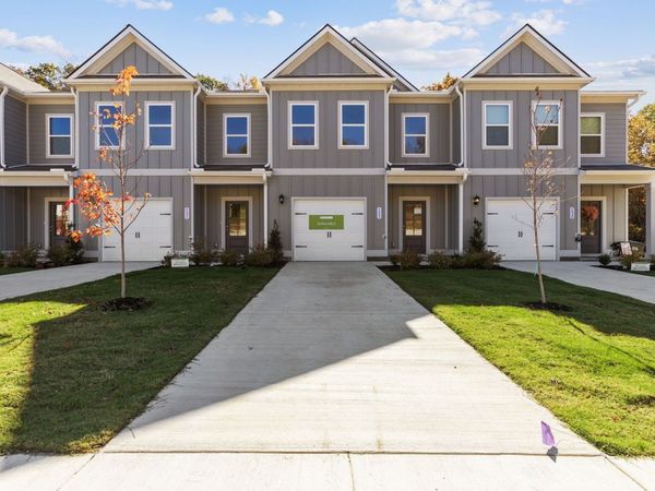 133 Ironhorse Way, Dickson, TN 37055