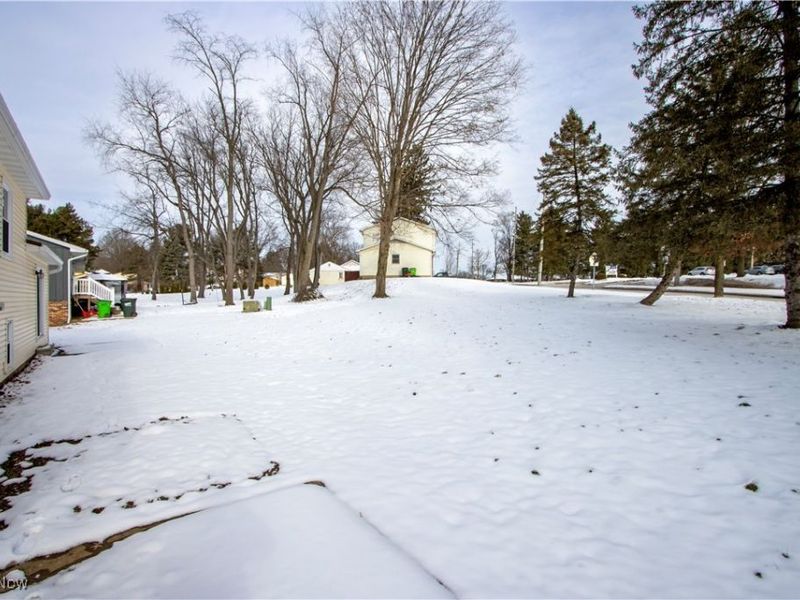 801 & 803 Colony Court, Wooster, OH 44691 Photo 32