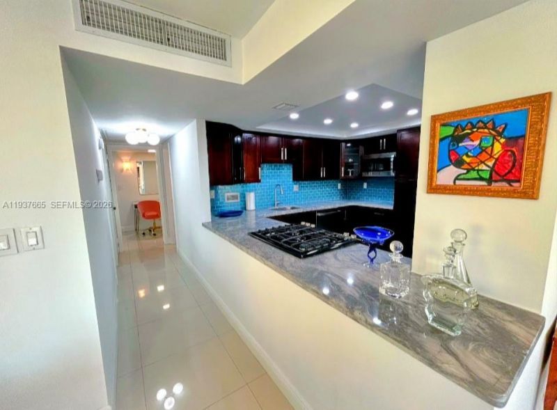 2030 S Ocean Dr, Unit 506, Hallandale Beach, FL 33009 Photo