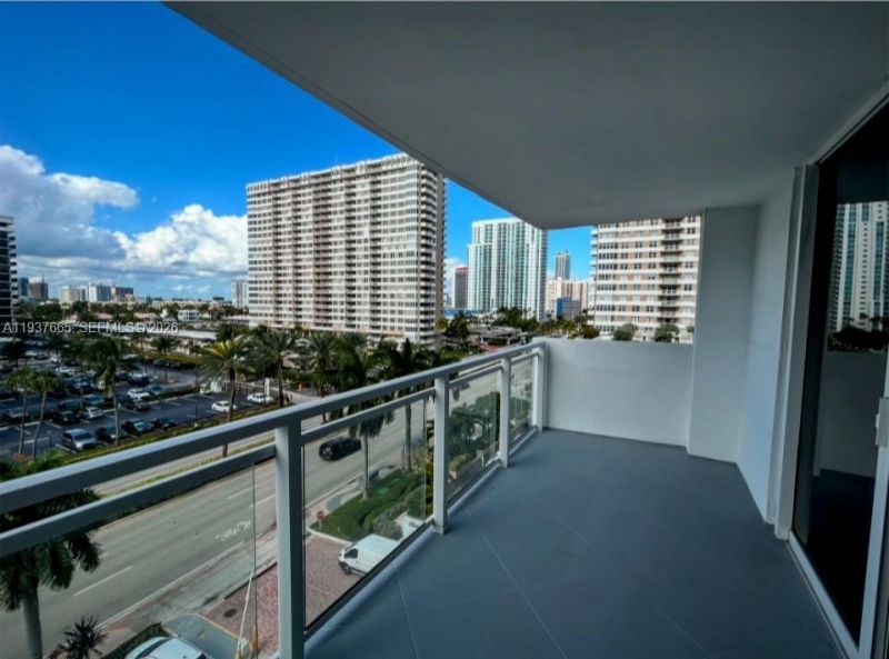 2030 S Ocean Dr, Unit 506, Hallandale Beach, FL 33009 Photo