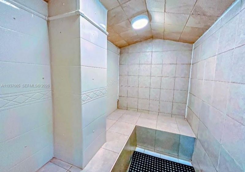 2030 S Ocean Dr, Unit 506, Hallandale Beach, FL 33009 Photo