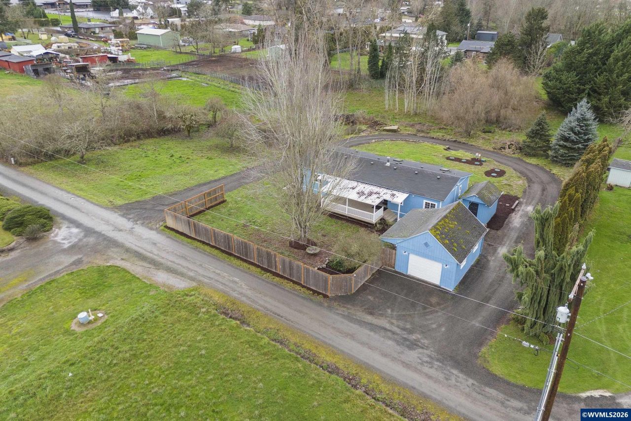 925 New Haven Dr Ne, Salem, OR 97317 Main Photo