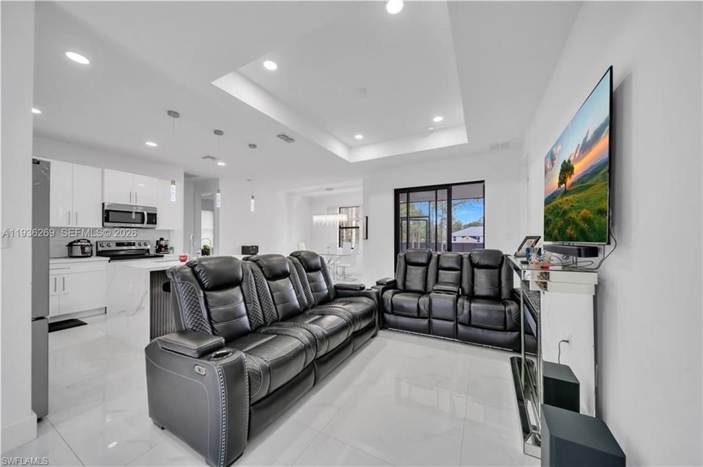 1112 Clark Ave, Lehigh Acres, FL 33972 Photo