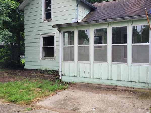 305 E Adams Street, Homer, MI 49245