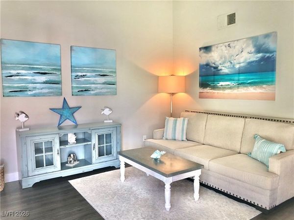 8917 ANTIOCH Way, Las Vegas, NV 89117