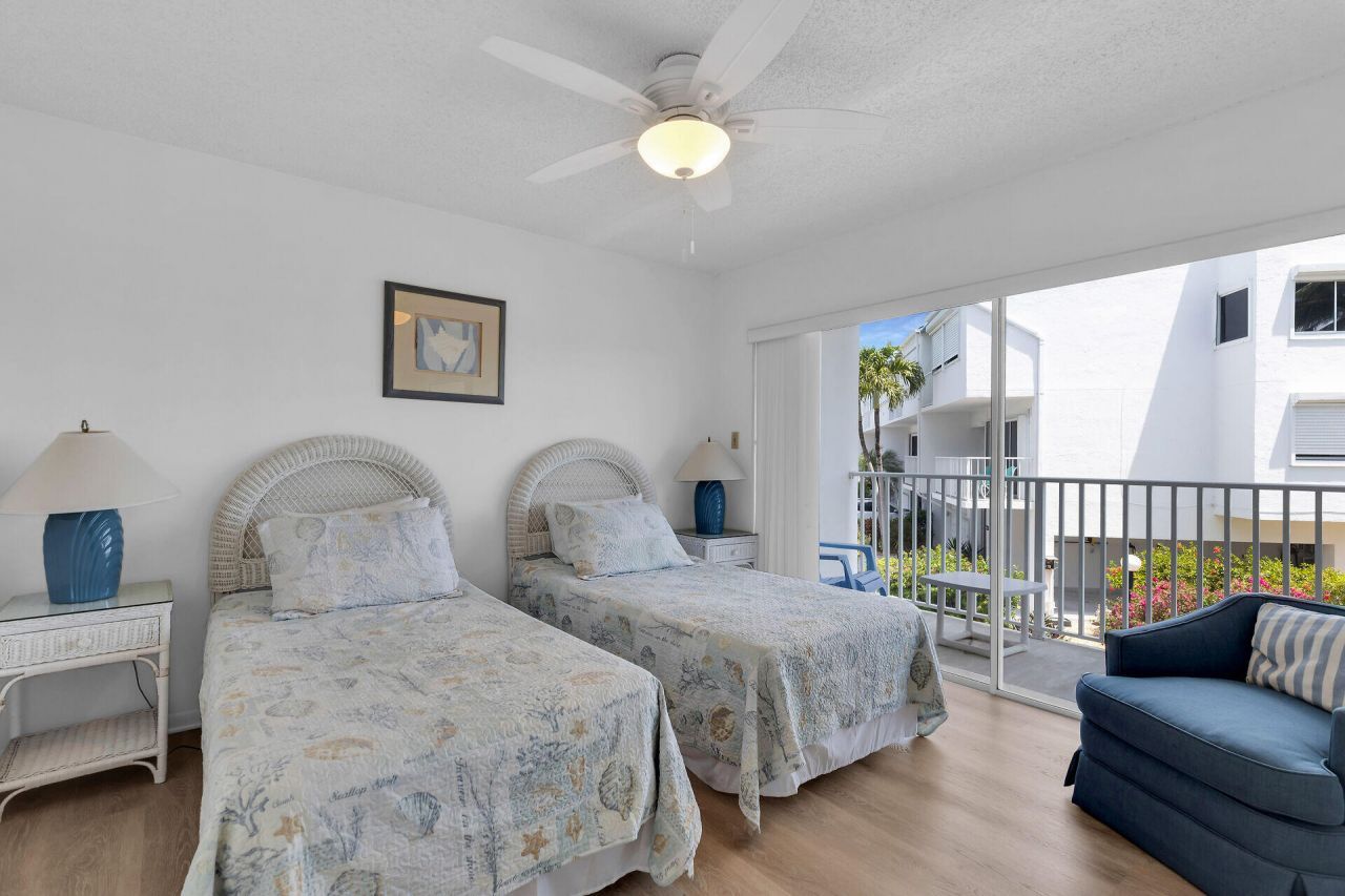 95 Coco Plum Drive, Unit 2D, Marathon, FL 33050 Photo