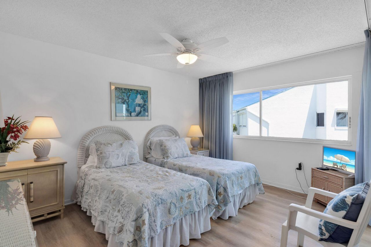 95 Coco Plum Drive, Unit 2D, Marathon, FL 33050 Photo