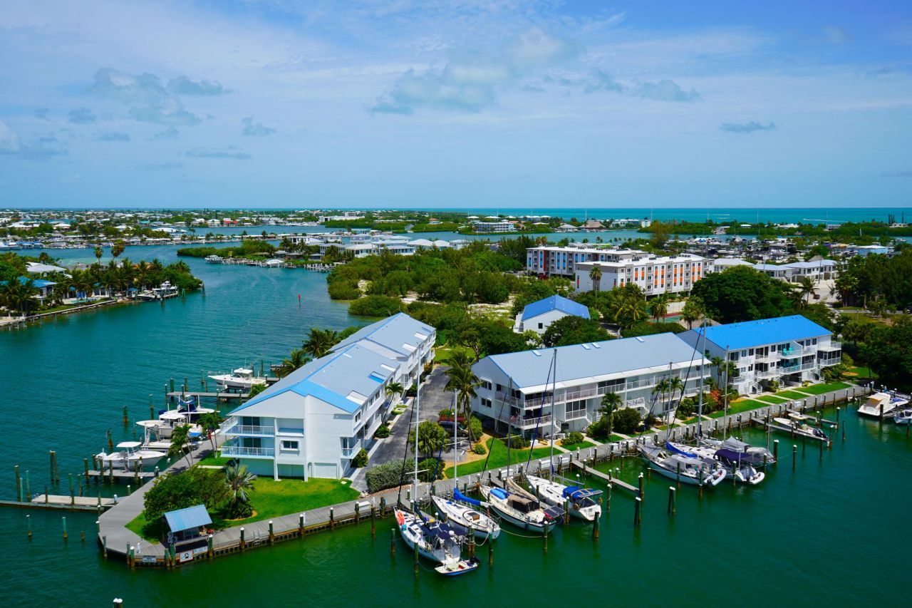 95 Coco Plum Drive, Unit 2D, Marathon, FL 33050 Photo