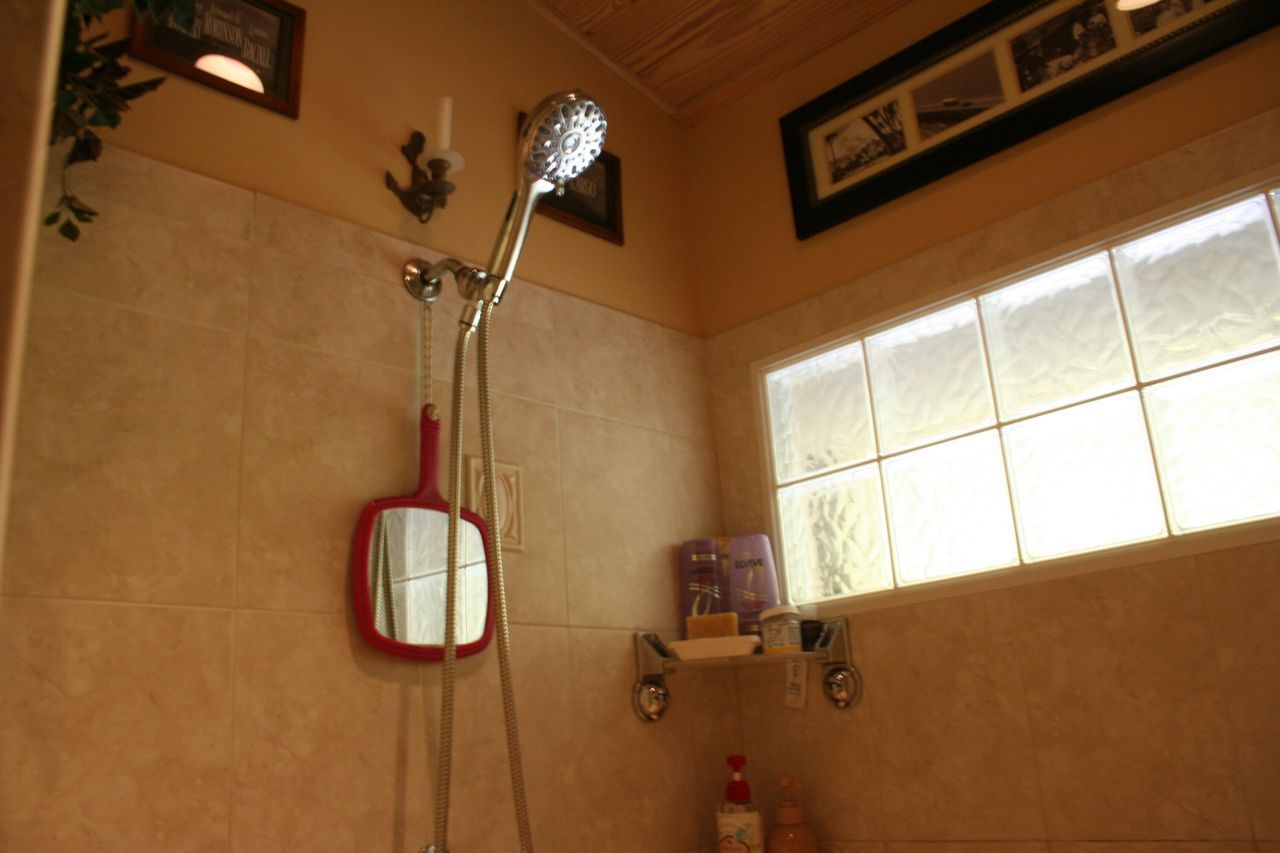 87200 N Overseas Highway, Unit N2, Islamorada, FL 33036 Photo