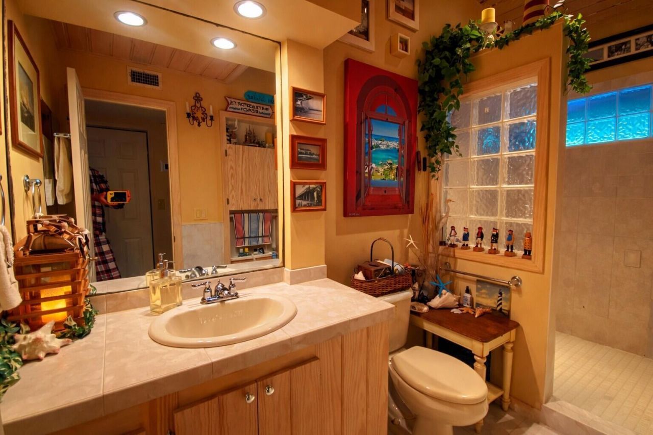 87200 N Overseas Highway, Unit N2, Islamorada, FL 33036 Photo