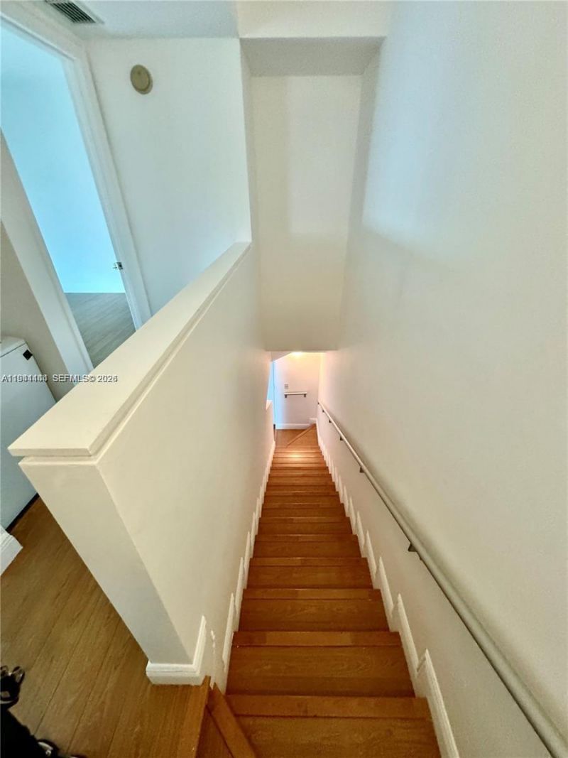 3131 NE 188th St , Unit 2-1213, Aventura, FL 33180 Photo