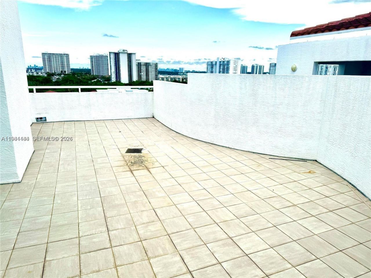 3131 NE 188th St , Unit 2-1213, Aventura, FL 33180 Photo