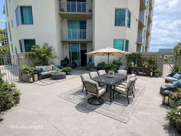 9066 SW 73rd Ct, Unit 805, Miami, FL 33156