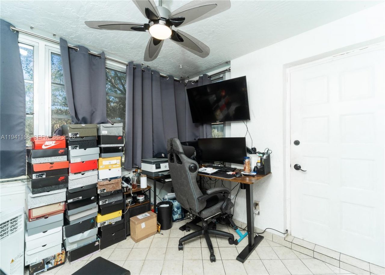 7500 NW 17th St, Unit 207, Plantation, FL 33313 Photo