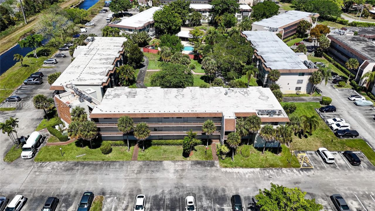 7500 NW 17th St, Unit 207, Plantation, FL 33313 Photo