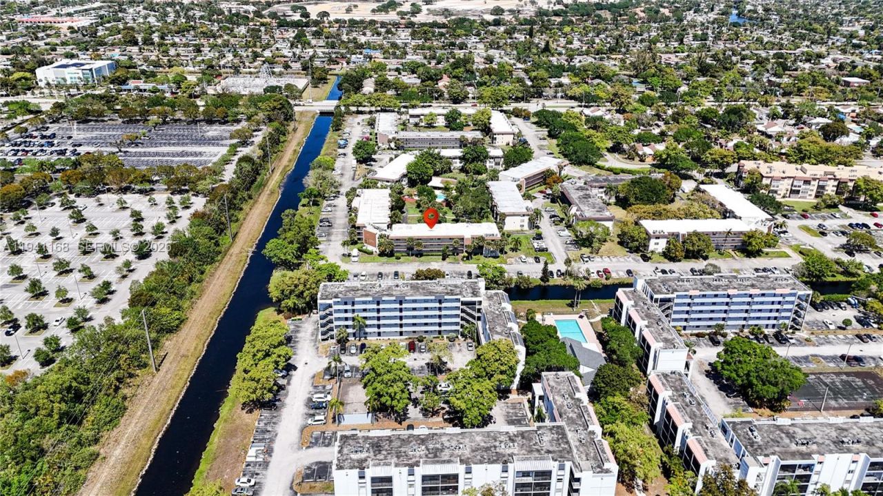 7500 NW 17th St, Unit 207, Plantation, FL 33313 Photo