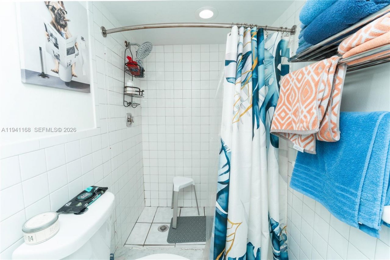 7500 NW 17th St, Unit 207, Plantation, FL 33313 Photo