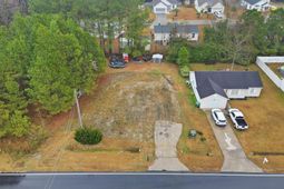 5176 Spring St. photo 4