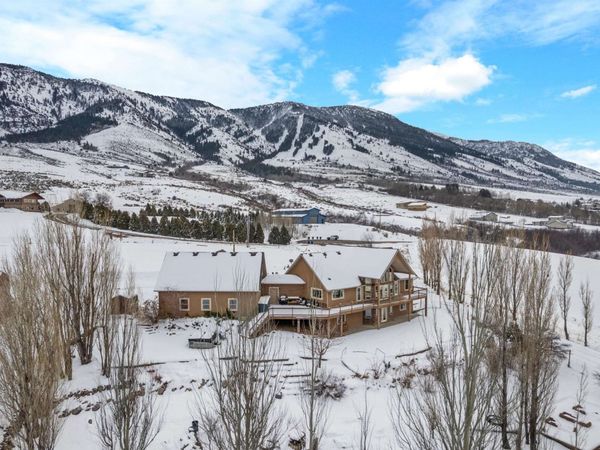 1819 N Moose Creek, Inkom, ID 83245