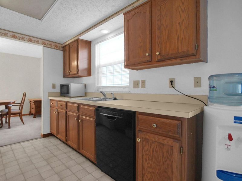 5288 Hyde Park Drive, Hilliard, OH 43026 Photo 10