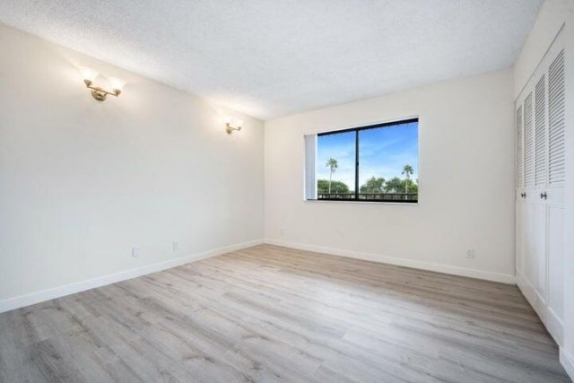 7770 Tahiti Lane, Unit 405, Lake Worth, FL 33467 Photo
