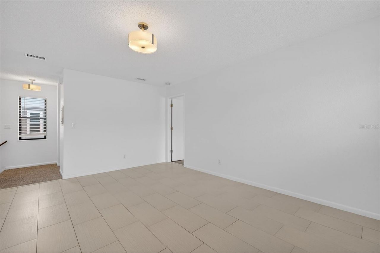 484 Santa Cruz Place Ne, Unit G, Saint Petersburg, FL 33703 Photo