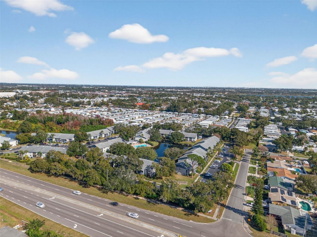 484 Santa Cruz Place Ne, Unit G, Saint Petersburg, FL 33703 Photo