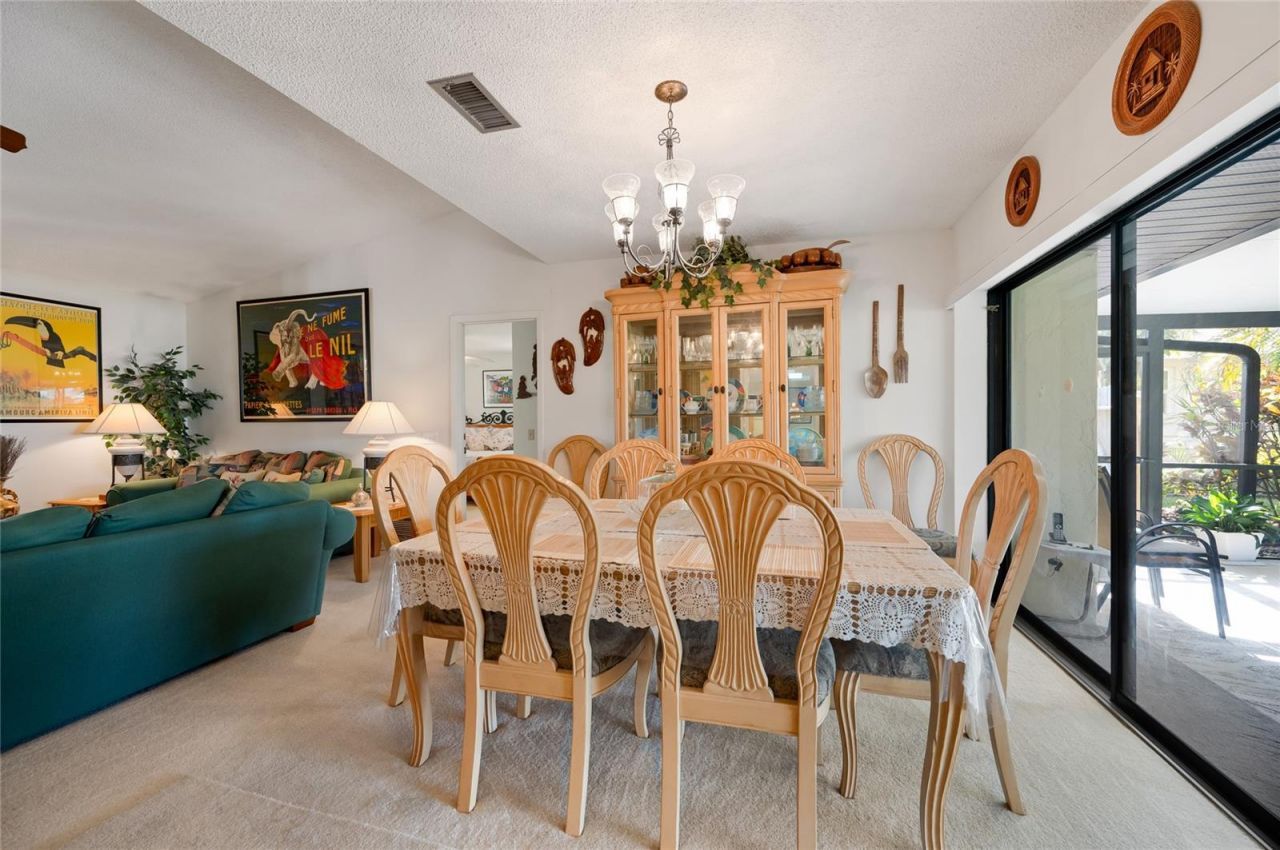 4612 Coral Lake Drive, Bradenton, FL 34210 Photo