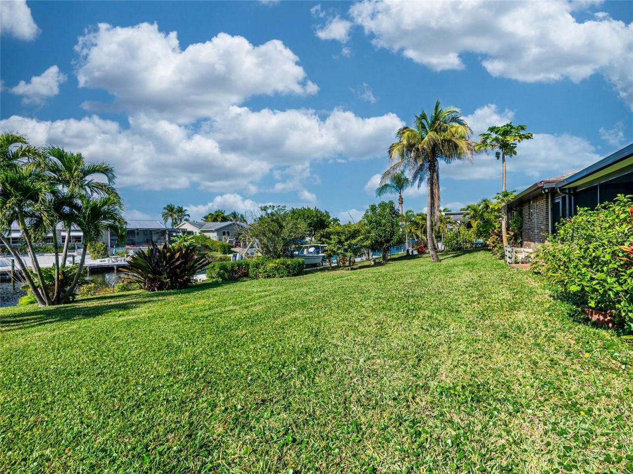 4612 Coral Lake Drive, Bradenton, FL 34210 Photo