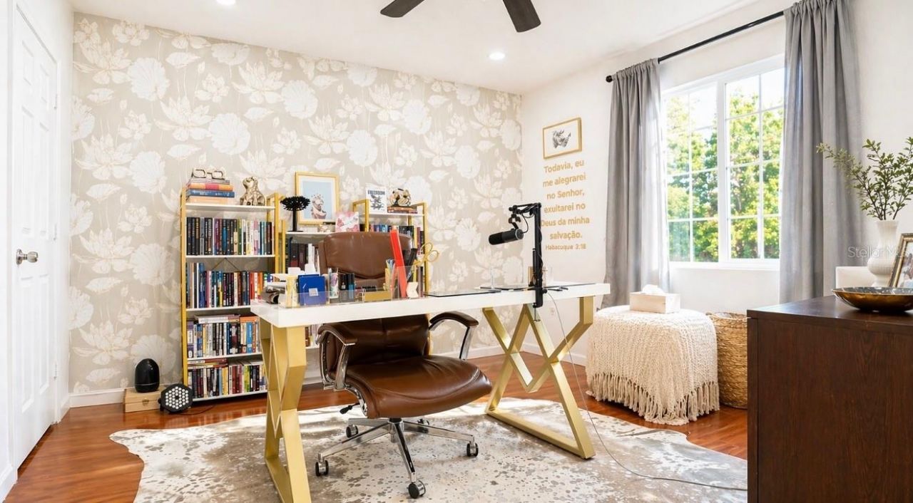 1041 NE 208th St, Miami, FL 33179 Photo