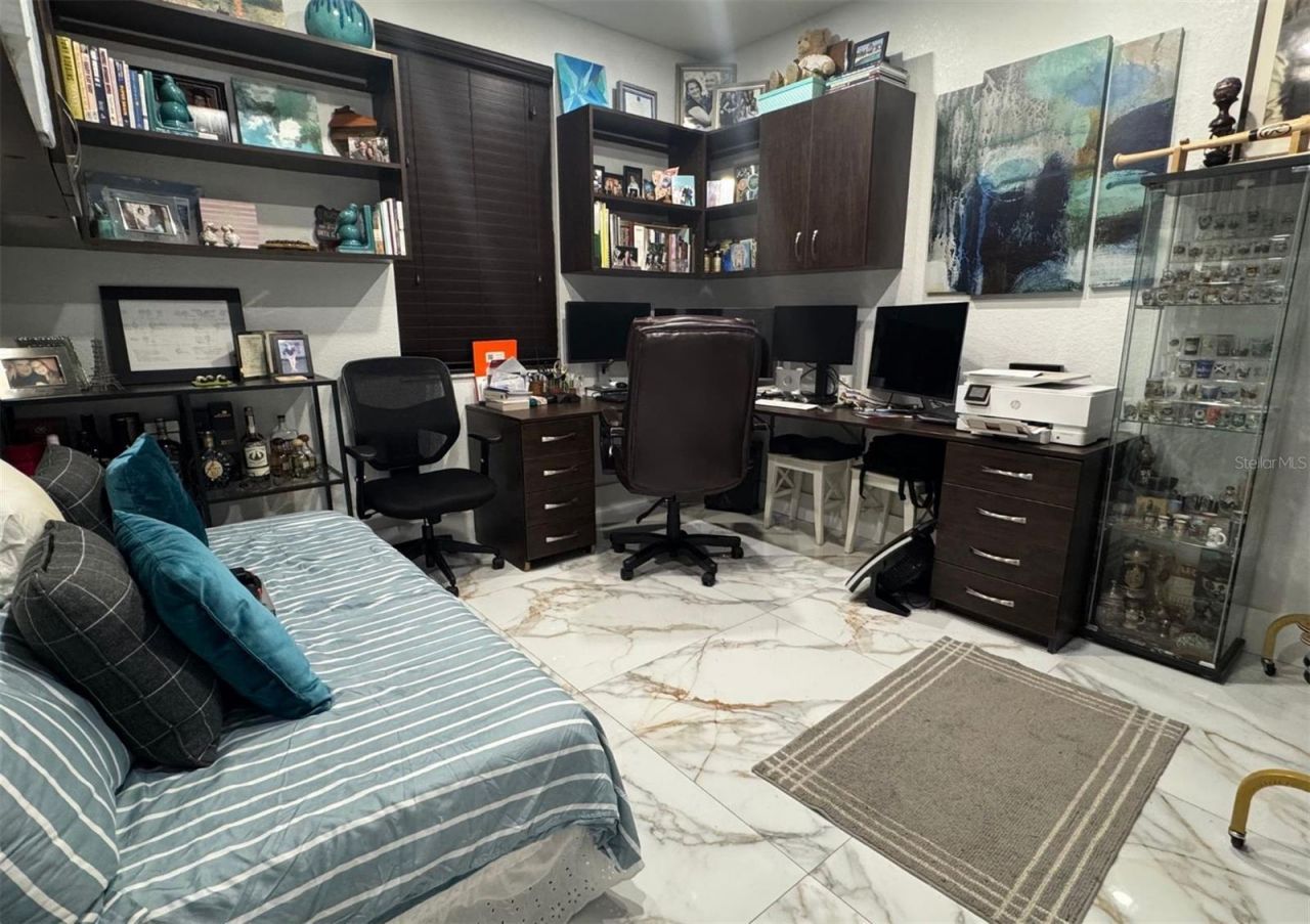 1041 NE 208th St, Miami, FL 33179 Photo