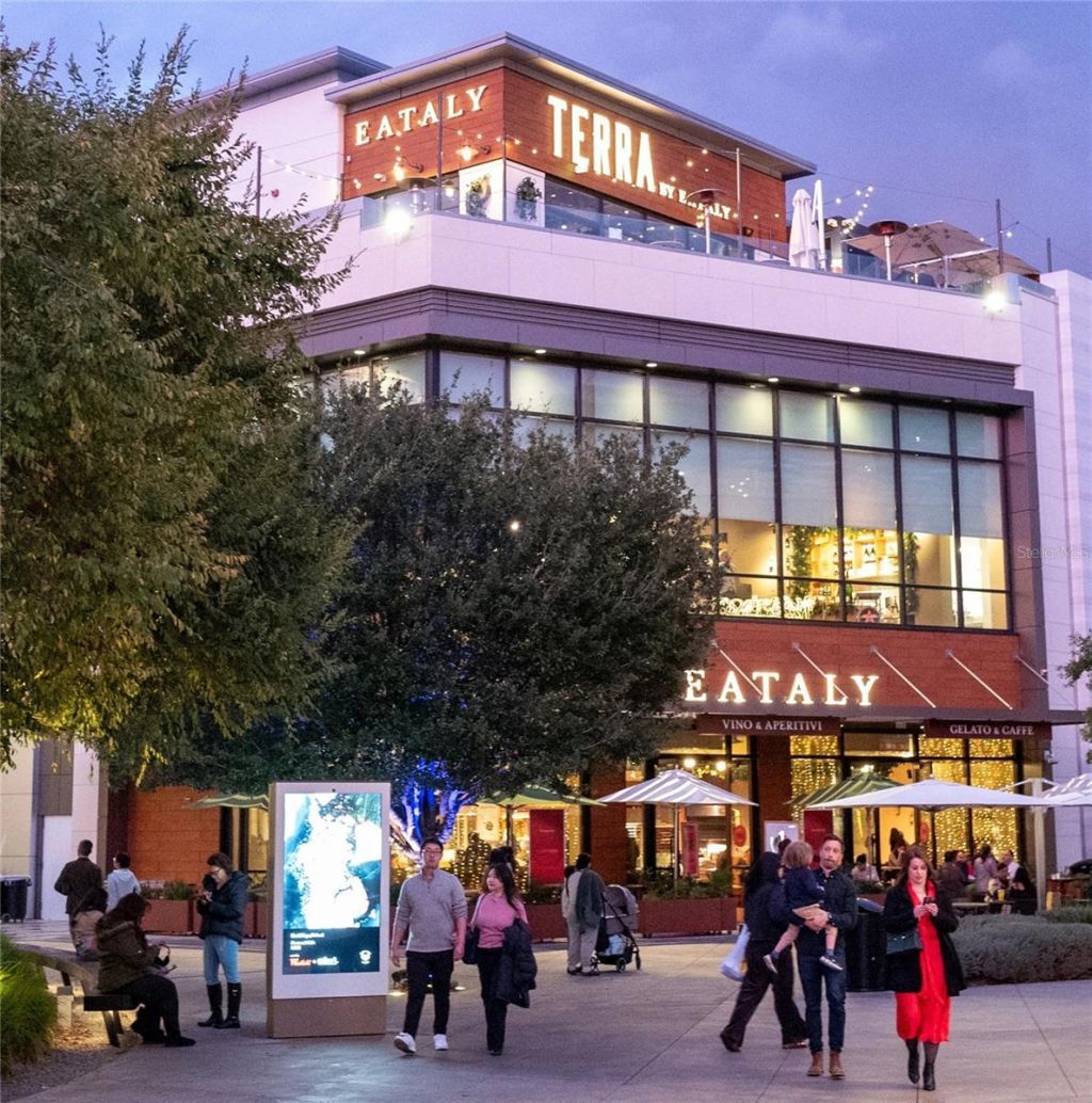 1041 NE 208th St, Miami, FL 33179 Photo